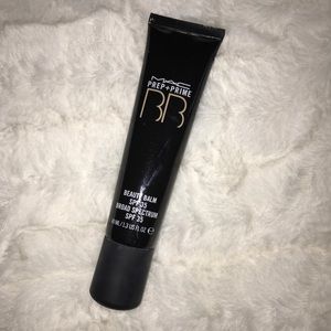 Mac Prep and Prime BB cream Light Plus